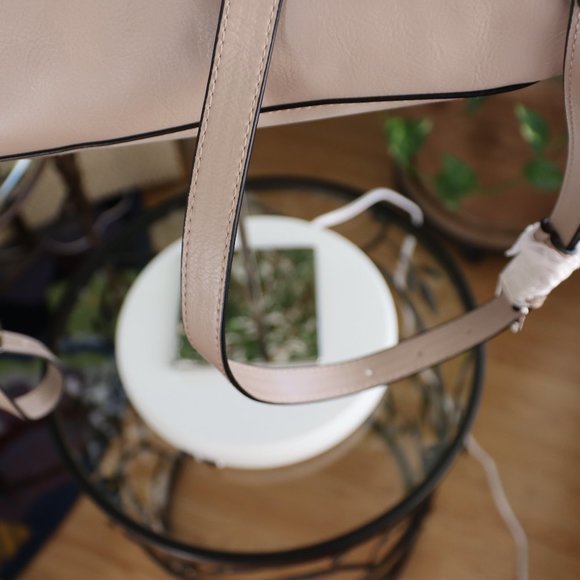 NWT-Reaction Kenneth Cole Back Pack & Wallet Set - Picture 6 of 17